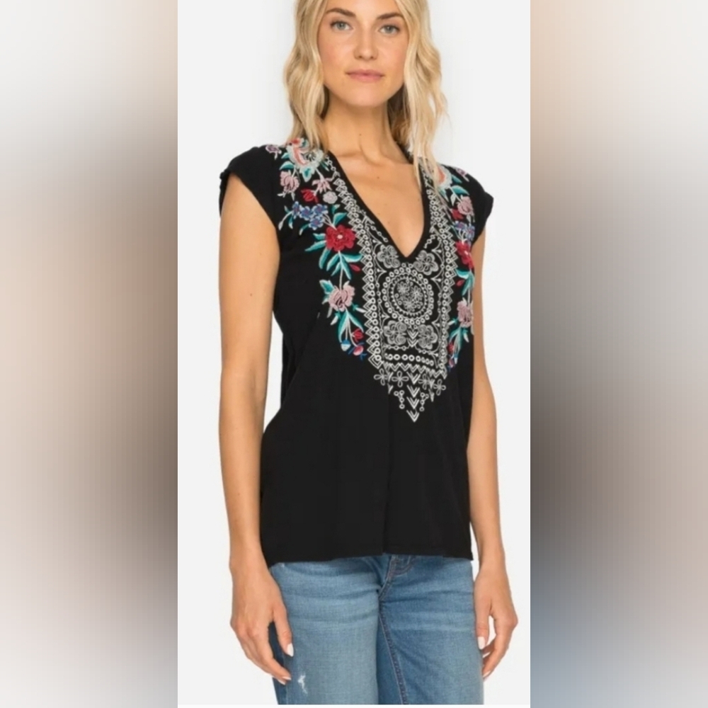 Johnny Was Eliza Deep Scoop Black Embroidered Blouse Size S Small Euc